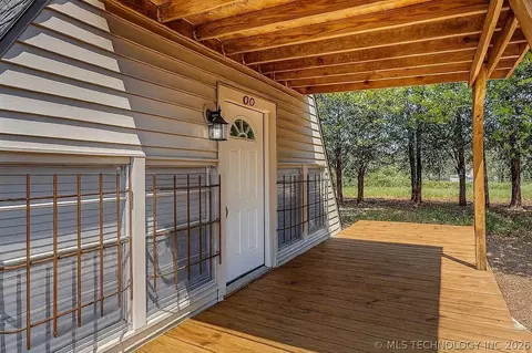 Exterior - 5357 Ranch Rd, Kingston, OK 73439 photo 3 of 5