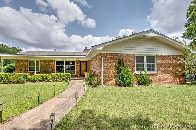 602 E B, Waurika, OK 73573