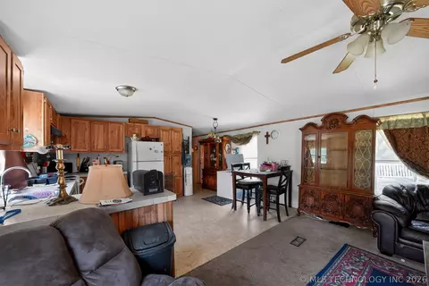 31443 E 683 Ln, Wagoner, OK 74467 photo 4