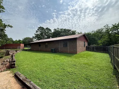 601 E Womack, Colbert, OK 74733 photo 35
