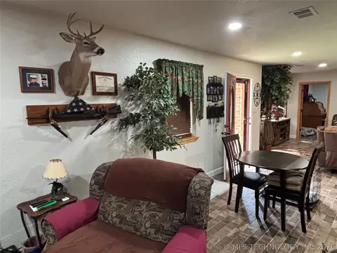601 E Womack, Colbert, OK 74733 photo 31