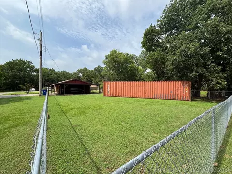 601 E Womack, Colbert, OK 74733 photo 34