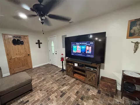 601 E Womack, Colbert, OK 74733 photo 27