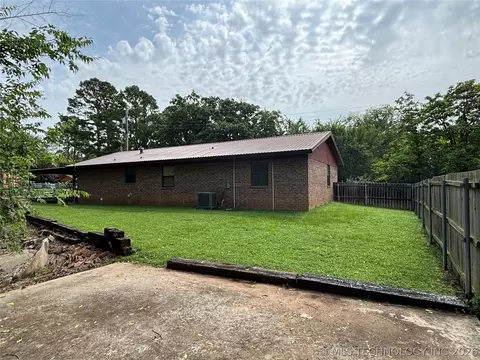 601 E Womack, Colbert, OK 74733 photo 38