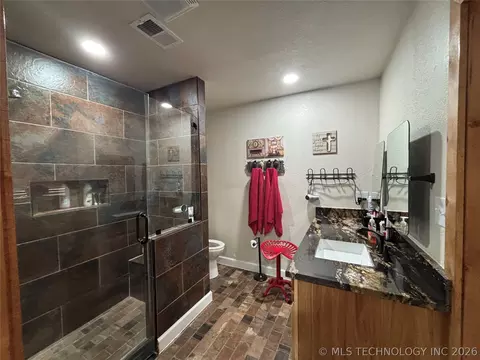 601 E Womack, Colbert, OK 74733 photo 21