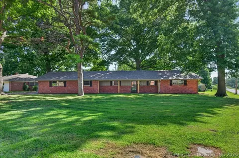 1428 Melmart, Bartlesville, OK 74006
