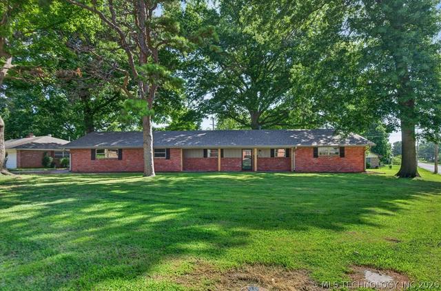 1428 Melmart, Bartlesville, OK 74006