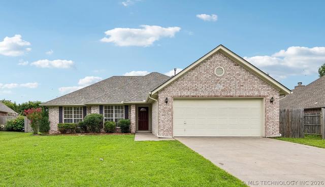 4611 S 200th East Ave, Broken Arrow, OK 74014