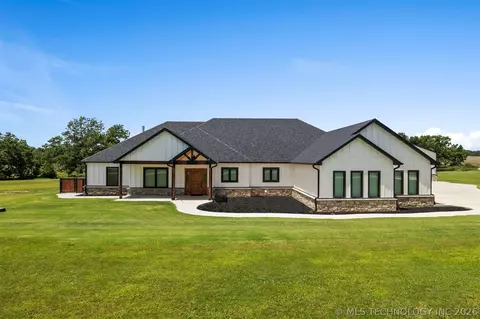 30419 N 3994 Dr, Ramona, OK 74061