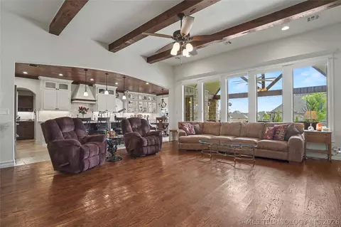Living - 21314 E 113th St S, Broken Arrow, OK 74014 photo 1 of 4