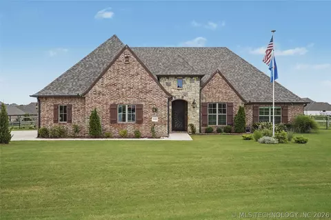 Exterior - 21314 E 113th St S, Broken Arrow, OK 74014 photo 3 of 12