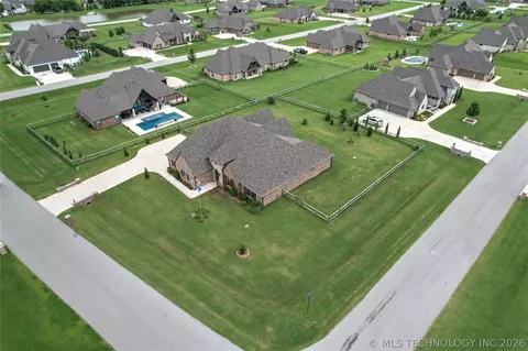 View/Area - 21314 E 113th St S, Broken Arrow, OK 74014 photo 2 of 6