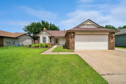 17673 S Tacoma St, Mounds, OK 74047