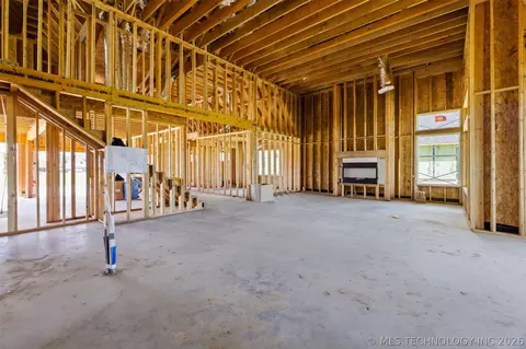 2701 E 134th Cir S, Bixby, OK 74008 photo 4