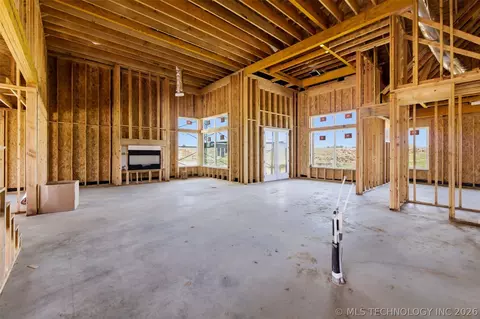 2701 E 134th Cir S, Bixby, OK 74008 photo 3