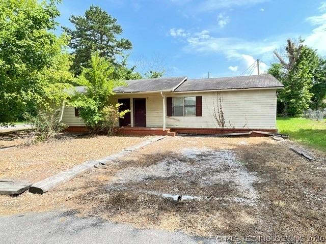 517 Beverly Dr, Vian, OK 74962
