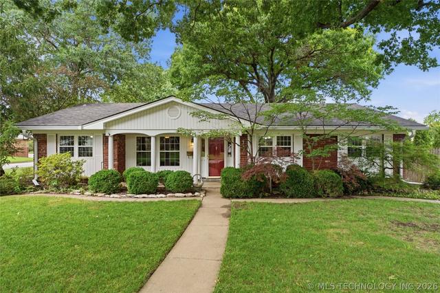 6030 S Lakewood Ave, Tulsa, OK 74135