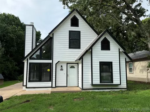 338 E 40th St, Sand Springs, OK 74063