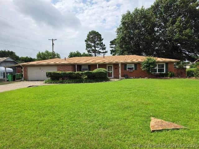 817 W Date St, Okemah, OK 74859