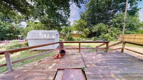 Exterior - 1830 E 17th, Ada, OK 74820 photo 5 of 8