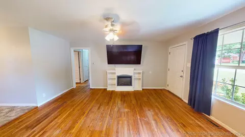 Living - 1830 E 17th, Ada, OK 74820 photo 3 of 5