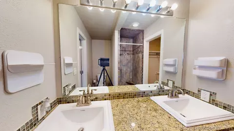 Bath - 1830 E 17th, Ada, OK 74820 photo 4 of 6