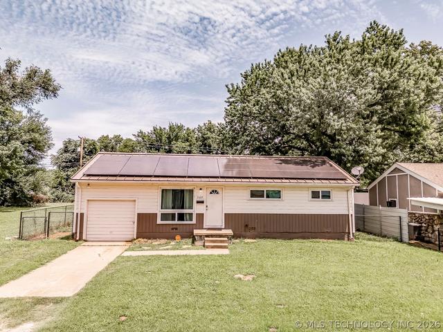 5609 W 3rd St, Tulsa, OK 74127