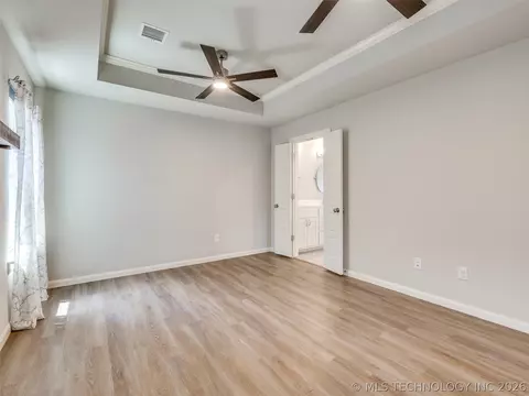 2126 E 140th St S, Bixby, OK 74008 photo 33