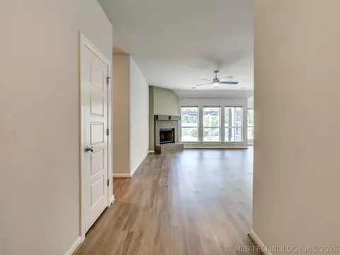 2126 E 140th St S, Bixby, OK 74008 photo 7