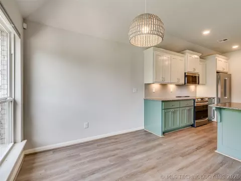 2126 E 140th St S, Bixby, OK 74008 photo 23