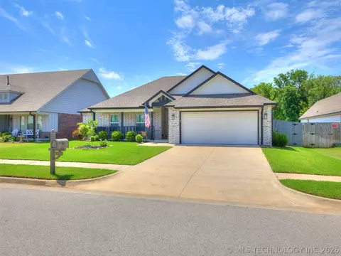 2126 E 140th St S, Bixby, OK 74008 photo 58