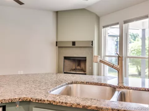 2126 E 140th St S, Bixby, OK 74008 photo 16