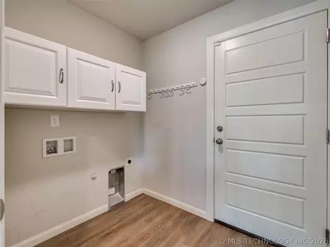 2126 E 140th St S, Bixby, OK 74008 photo 25