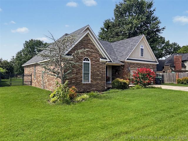 1550 Redwood Pl, Tahlequah, OK 74464