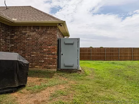 Exterior - 49 Paytons Pl, Durant, OK 74701 photo 6 of 6