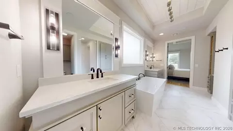 8117 Elgin St, Broken Arrow, OK 74014 photo 11