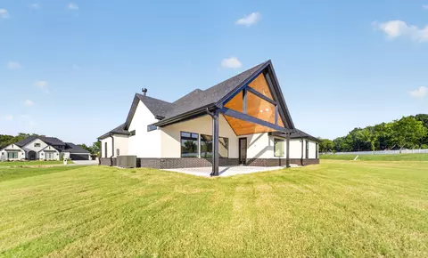 Exterior - 8117 Elgin St, Broken Arrow, OK 74014 photo 7 of 7