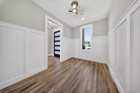 Entry Way - 8117 Elgin St, Broken Arrow, OK 74014 photo 3 of 10