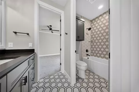 Bath - 8117 Elgin St, Broken Arrow, OK 74014 photo 1 of 12