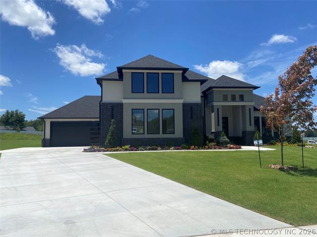 8117 Elgin St, Broken Arrow, OK 74014
