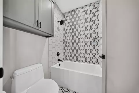 Bath - 8117 Elgin St, Broken Arrow, OK 74014 photo 3 of 12