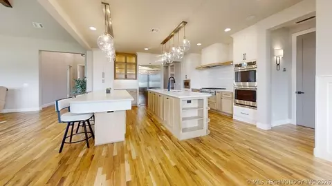 8117 Elgin St, Broken Arrow, OK 74014 photo 5