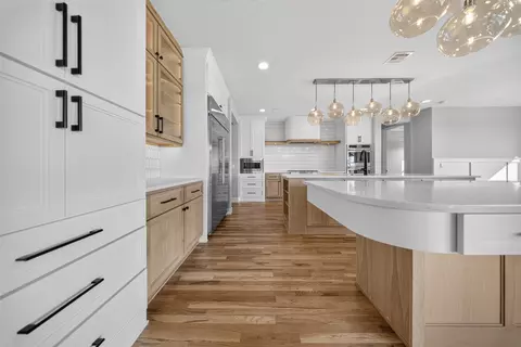Kitchen - 8117 Elgin St, Broken Arrow, OK 74014 photo 4 of 10