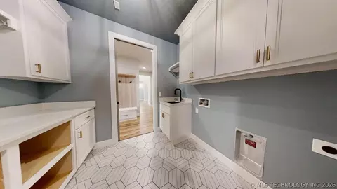 8117 Elgin St, Broken Arrow, OK 74014 photo 13