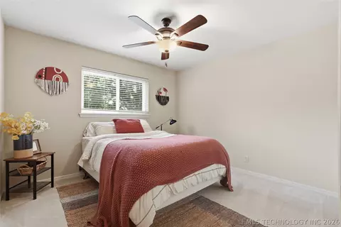 Bedroom - 6652 E 46th Pl, Tulsa, OK 74145 photo 3 of 5