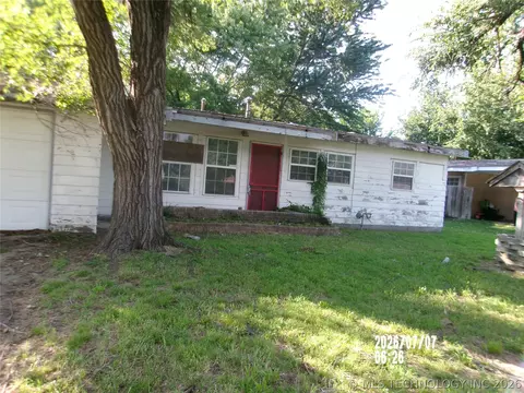 421 Sooner Rd, Bartlesville, OK 74003