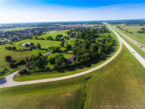12711 N 135th East Ave, Collinsville, OK 74021