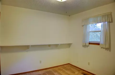 Bedroom - 401 E Winston Ct, Broken Arrow, OK 74011 photo 1 of 11