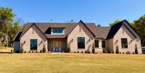 29513 E 106th St, Coweta, OK 74429