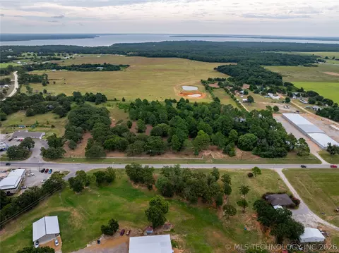 001 Enos Rd, Kingston, OK 73439 photo 2